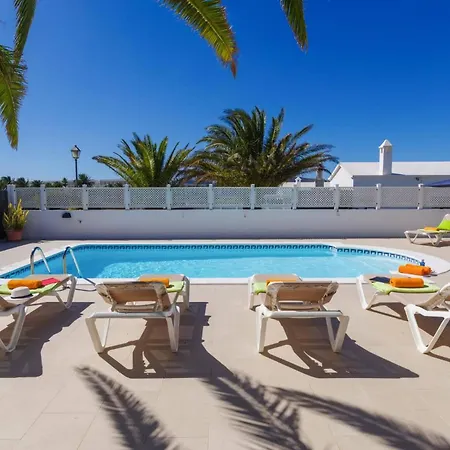 Perejil By פלאיה בלנקה